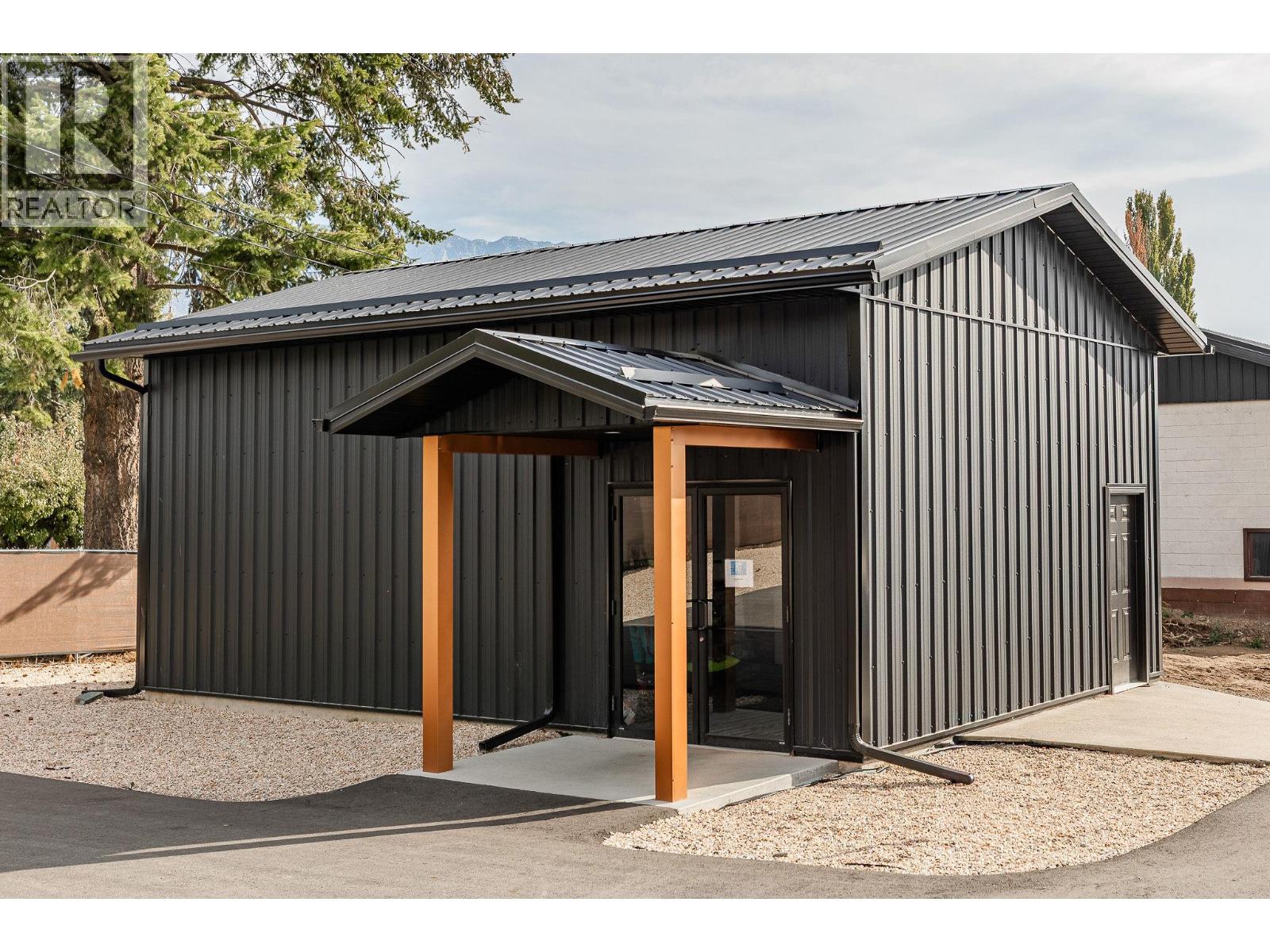 3211 Highway 3, Erickson, British Columbia  V0B 1G1 - Photo 6 - 10366319