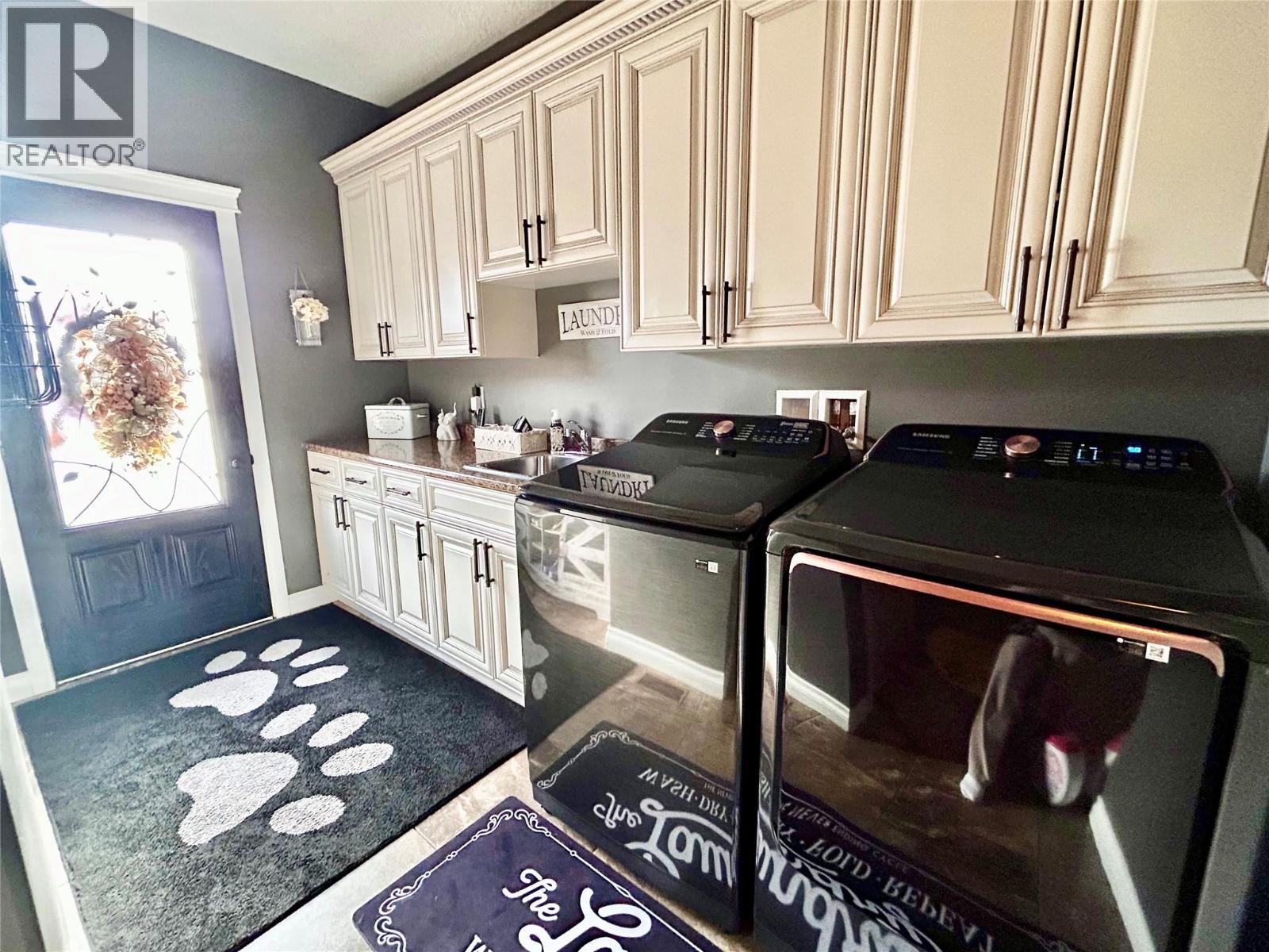 276 Wapiti Crescent, Tumbler Ridge, British Columbia  V0C 2W0 - Photo 14 - 10366985