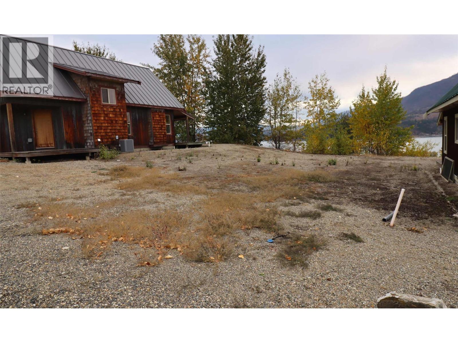 2633 Squilax Anglemont Road Unit# 192, Lee Creek, British Columbia  V0E 1M5 - Photo 7 - 10366439