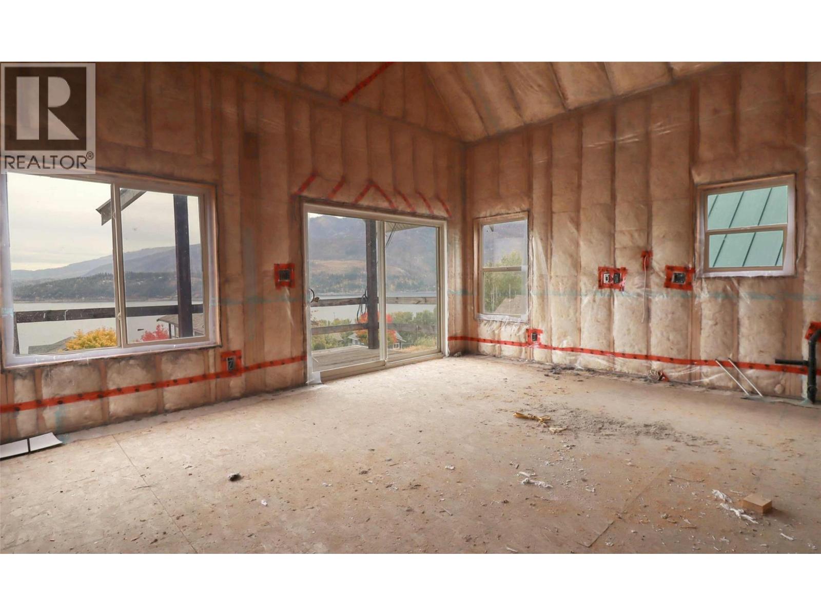 2633 Squilax Anglemont Road Unit# 140, Lee Creek, British Columbia  V0E 1M5 - Photo 10 - 10366436