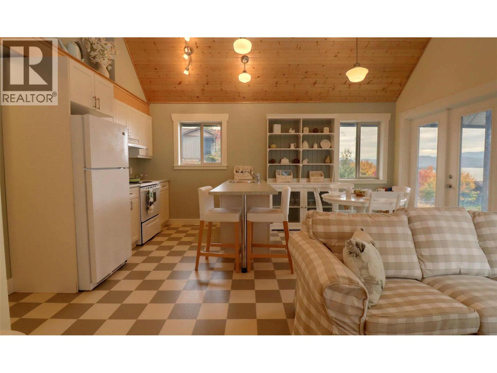 2633 Squilax Anglemont Road Unit# 195, Lee Creek, British Columbia  V0E 1M5 - Photo 10 - 10366432