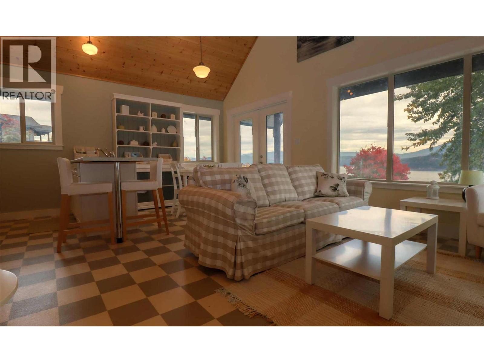 2633 Squilax Anglemont Road Unit# 195, Lee Creek, British Columbia  V0E 1M5 - Photo 11 - 10366432