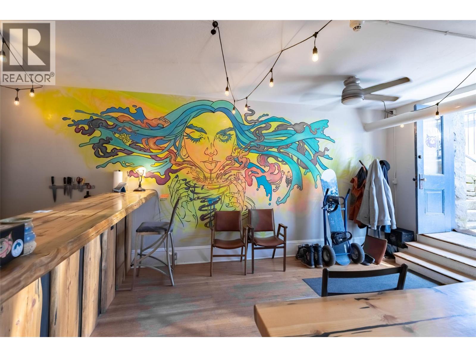 2004 Columbia Avenue, Rossland, British Columbia  V0G 1Y0 - Photo 22 - 10367101