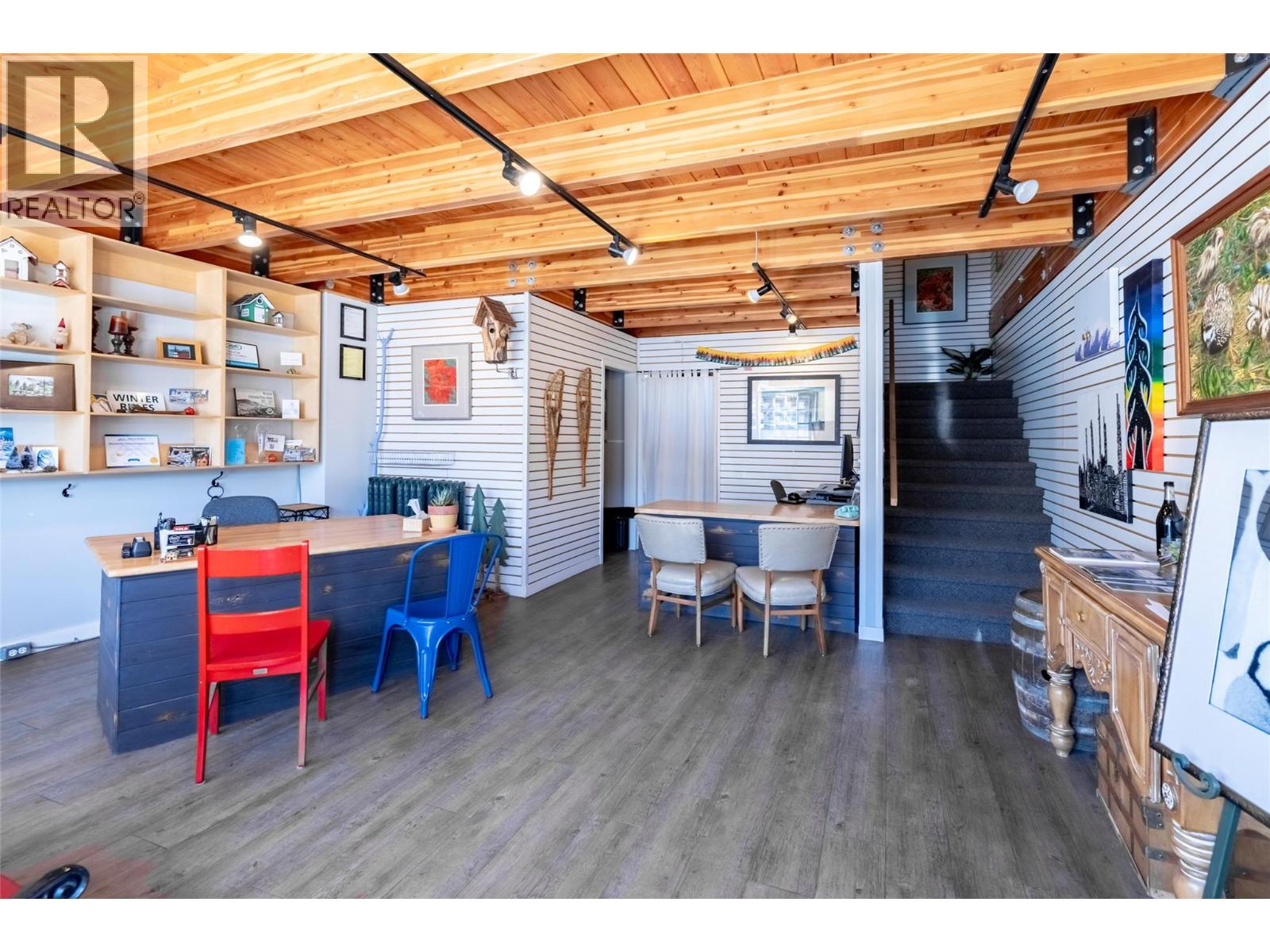 2004 Columbia Avenue, Rossland, British Columbia  V0G 1Y0 - Photo 24 - 10367101