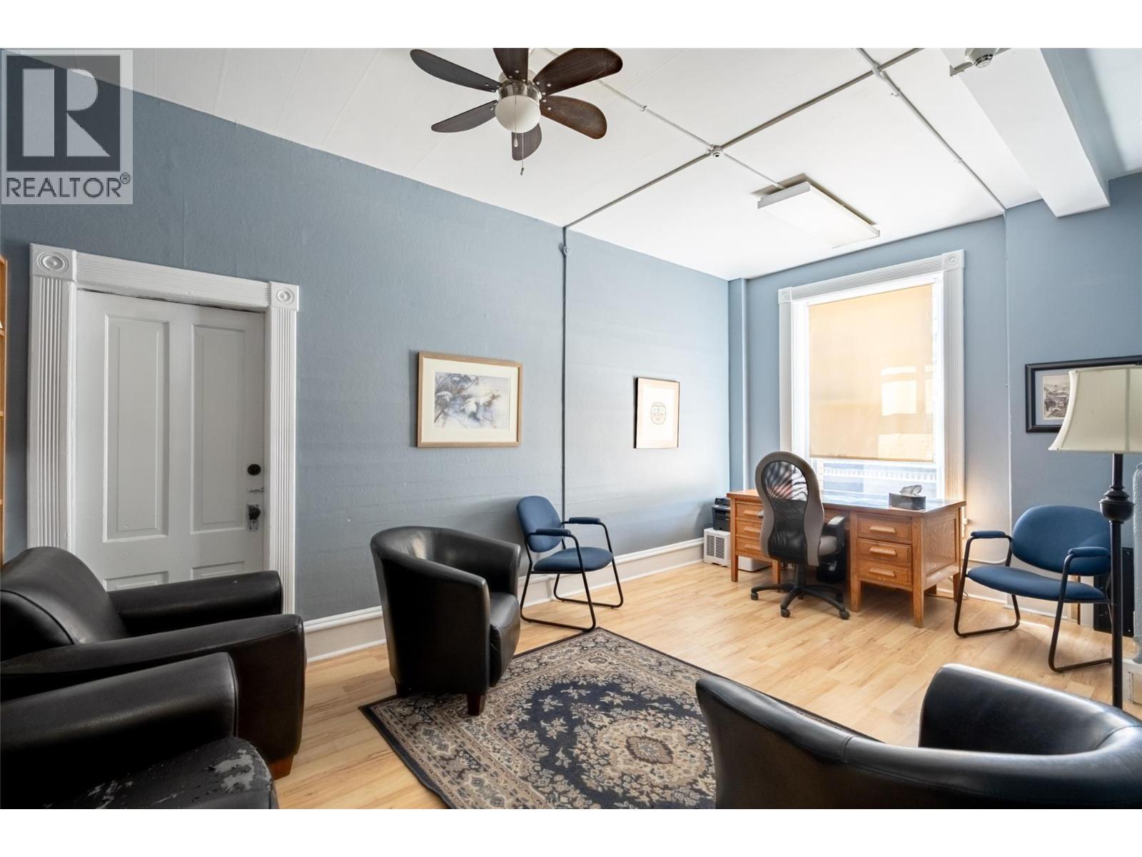 2004 Columbia Avenue, Rossland, British Columbia  V0G 1Y0 - Photo 35 - 10367101