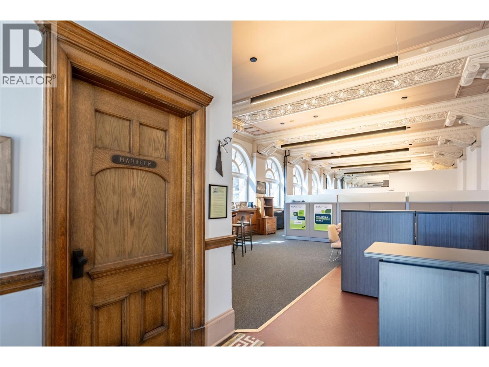 2004 Columbia Avenue, Rossland, British Columbia  V0G 1Y0 - Photo 5 - 10367101