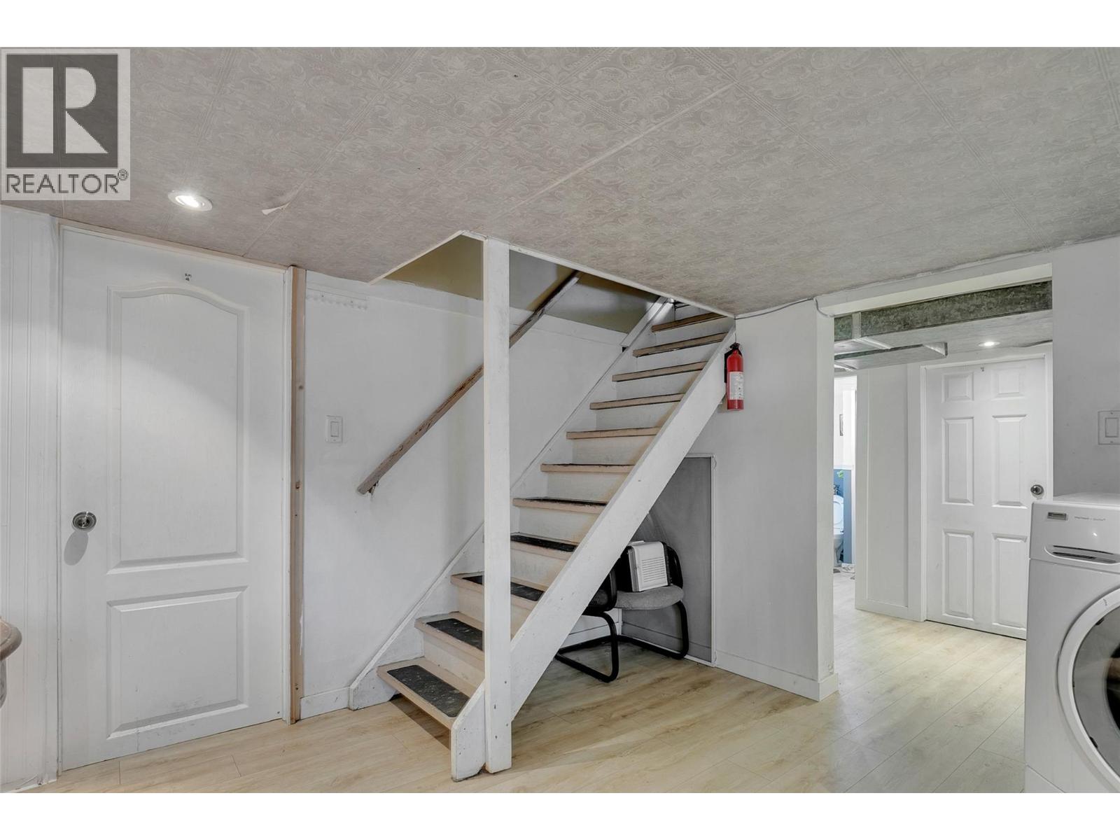 1331 Belaire Avenue, Kelowna, British Columbia  V1Y 6B8 - Photo 21 - 10367004