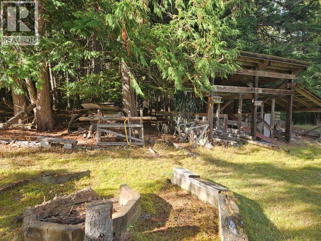 534 Willow Street, Fauquier, British Columbia  V0G 1K0 - Photo 37 - 10367091