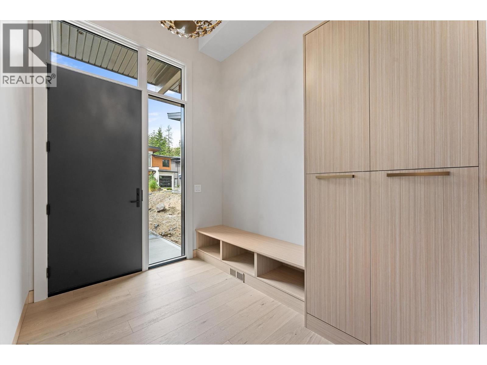 10313 Long Road, Lake Country, British Columbia  V4V 0A9 - Photo 18 - 10367021