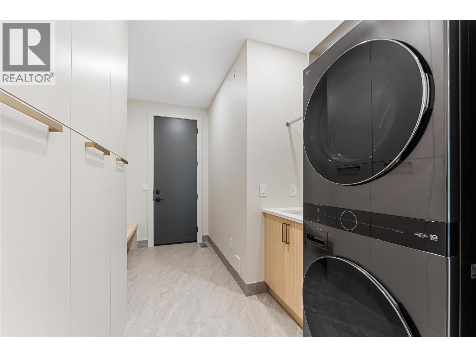 10313 Long Road, Lake Country, British Columbia  V4V 0A9 - Photo 35 - 10367021