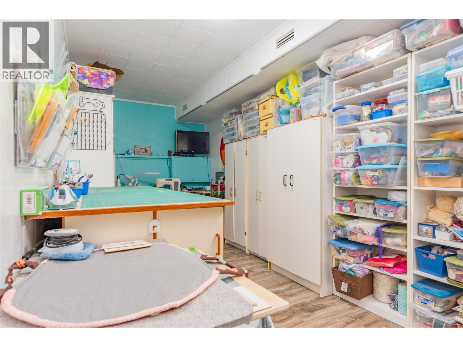 8329 Highway 3b, Trail, British Columbia  V1R 4W3 - Photo 30 - 10366962