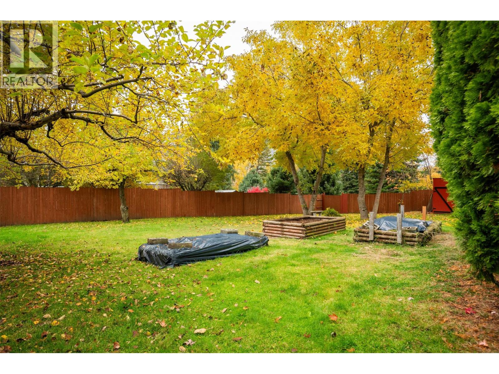 8329 Highway 3b, Trail, British Columbia  V1R 4W3 - Photo 49 - 10366962