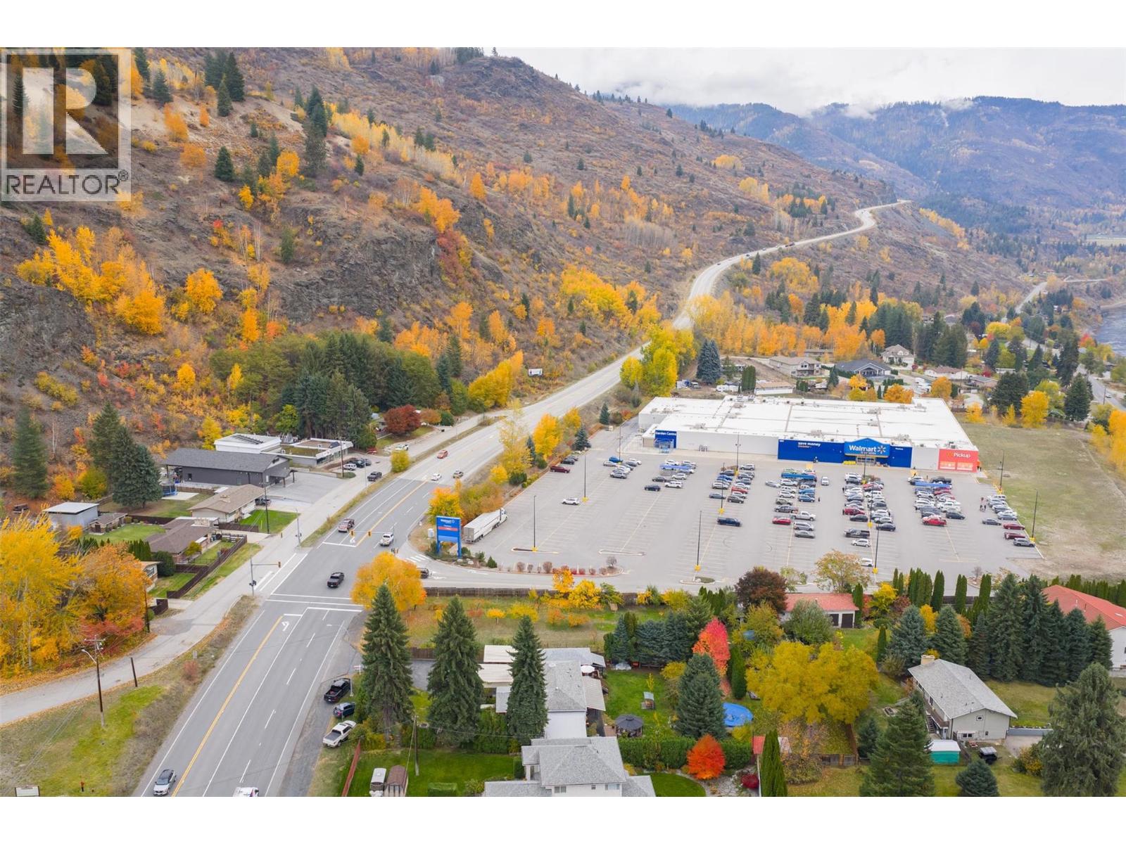 8329 Highway 3b, Trail, British Columbia  V1R 4W3 - Photo 65 - 10366962