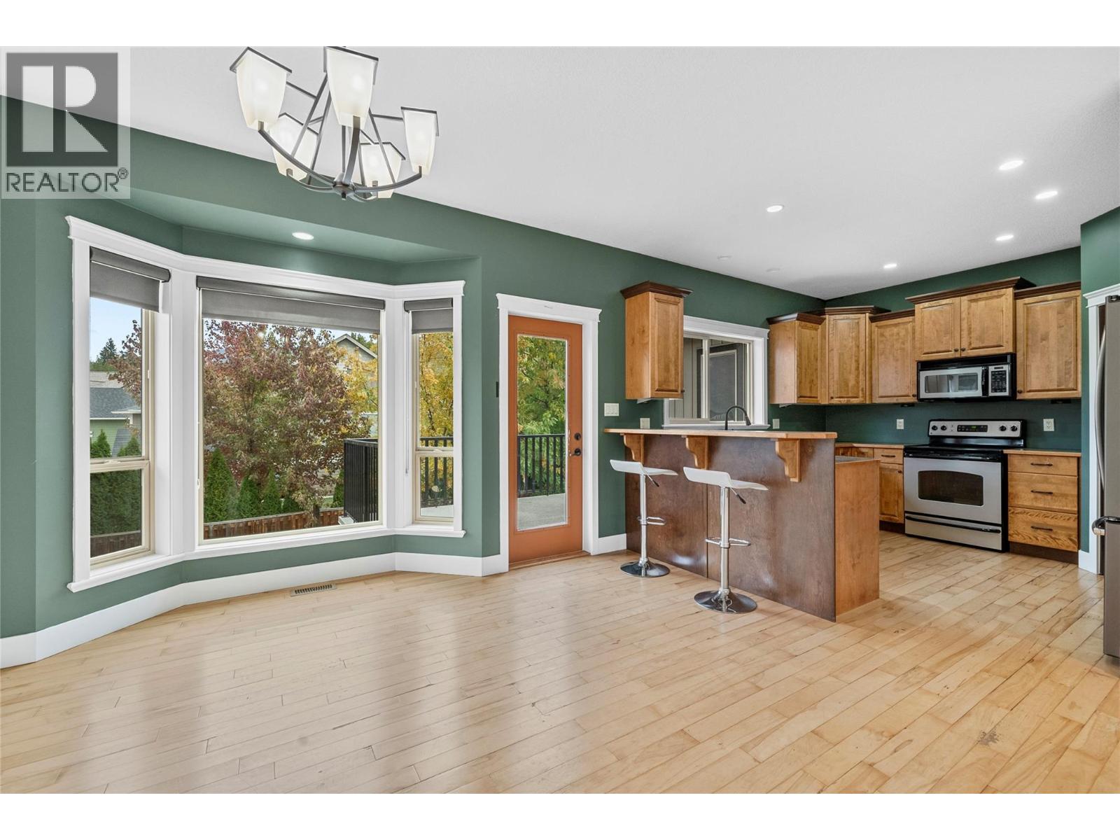 1660 22 Street Ne, Salmon Arm, British Columbia  V1E 0A8 - Photo 12 - 10366573