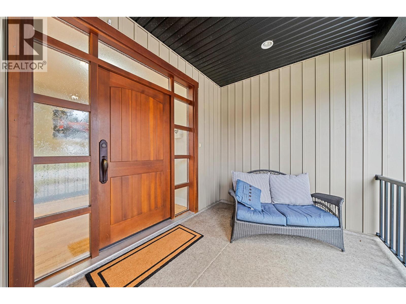 1660 22 Street Ne, Salmon Arm, British Columbia  V1E 0A8 - Photo 6 - 10366573