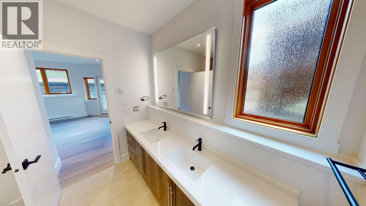 7291 Prospector Avenue Unit# 401, Radium Hot Springs, British Columbia  V0A 1M0 - Photo 23 - 10367109