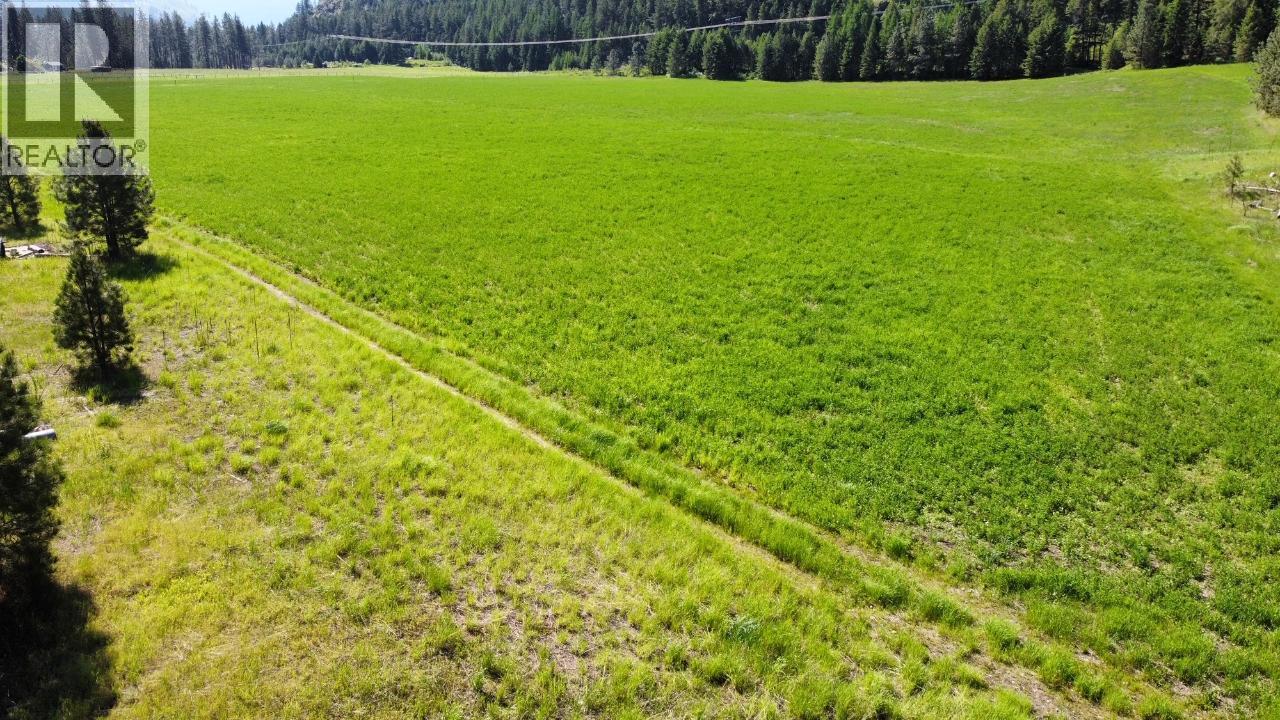 3352 3 Highway, Rock Creek, British Columbia  V0H 1Y0 - Photo 2 - 10367177