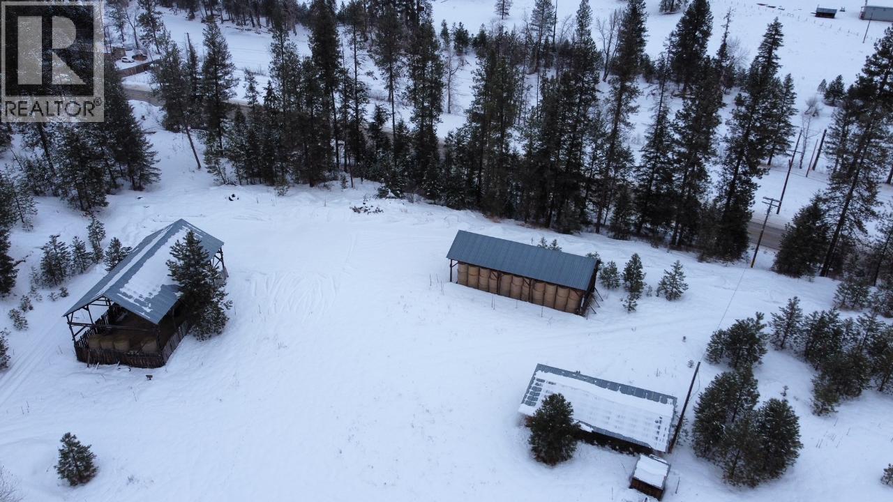 3352 3 Highway, Rock Creek, British Columbia  V0H 1Y0 - Photo 20 - 10367177