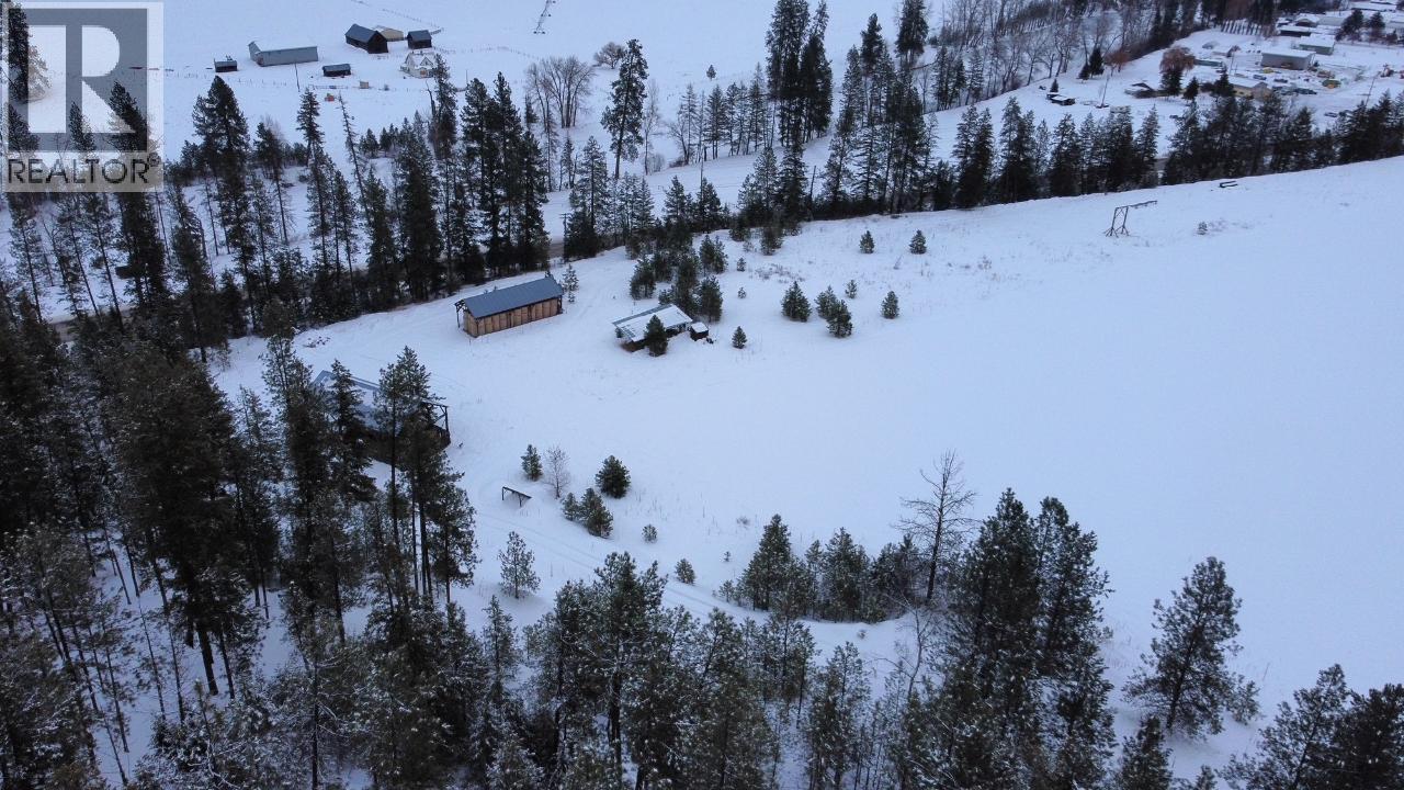 3352 3 Highway, Rock Creek, British Columbia  V0H 1Y0 - Photo 21 - 10367177