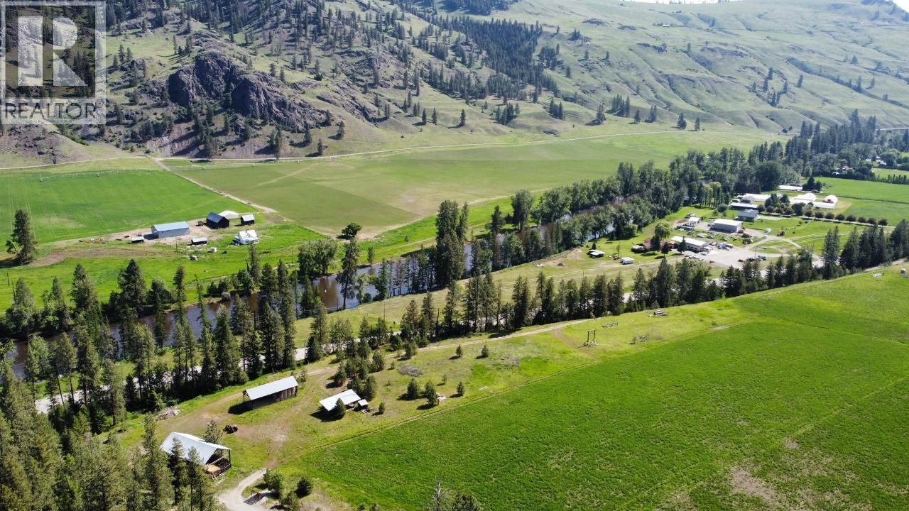 3352 3 Highway, Rock Creek, British Columbia  V0H 1Y0 - Photo 5 - 10367177