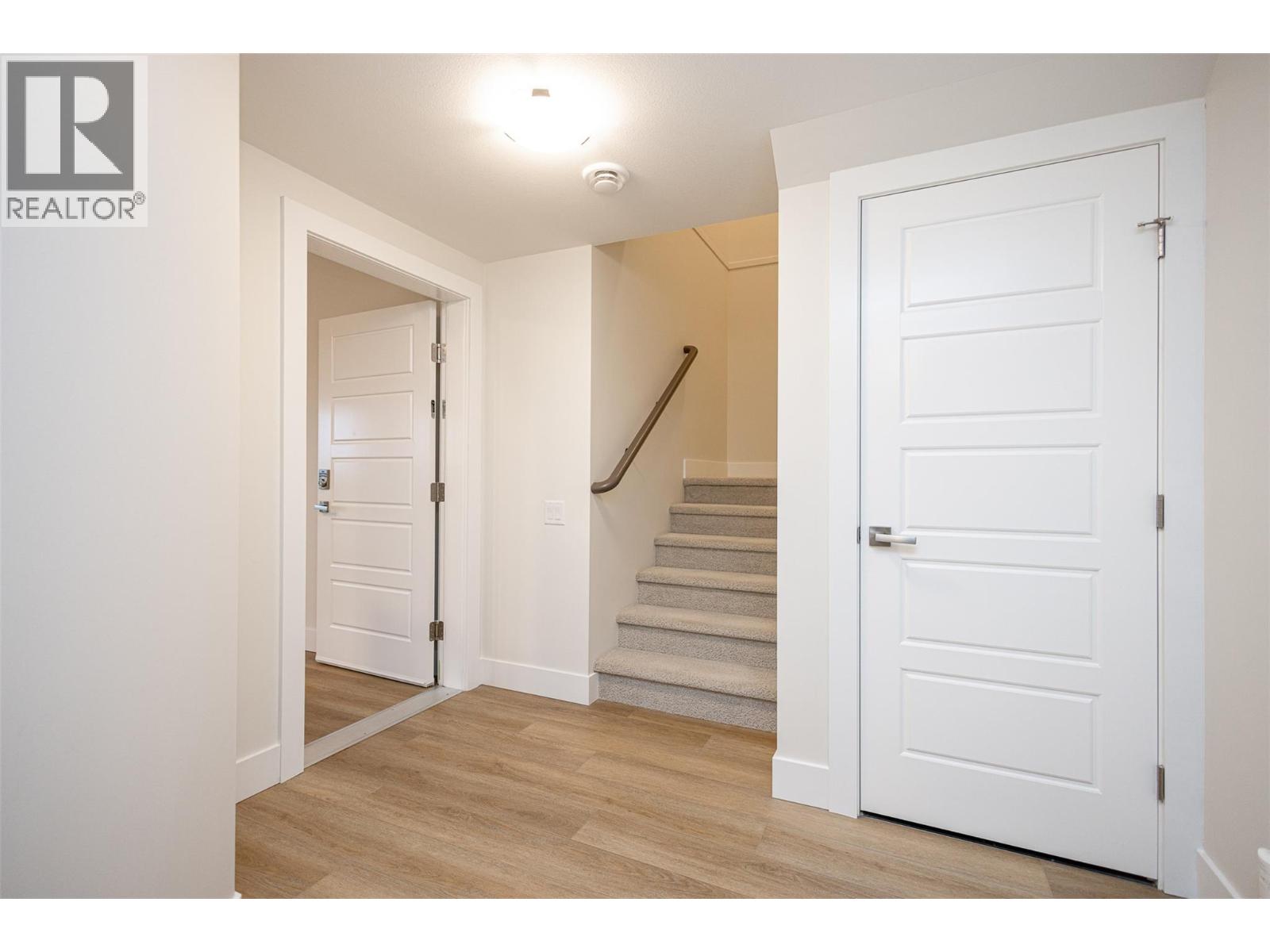 2118 Ryegrass Road, Kelowna, British Columbia  V1Y 0A2 - Photo 37 - 10367188