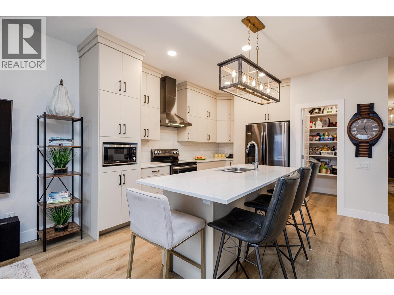 2118 Ryegrass Road, Kelowna, British Columbia  V1Y 0A2 - Photo 60 - 10367188