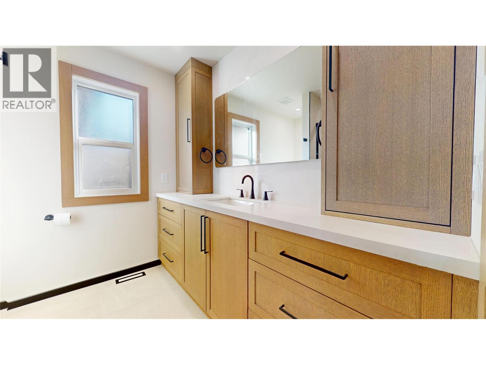 109 River Drive, Cranbrook, British Columbia  V1C 0C6 - Photo 36 - 10367176