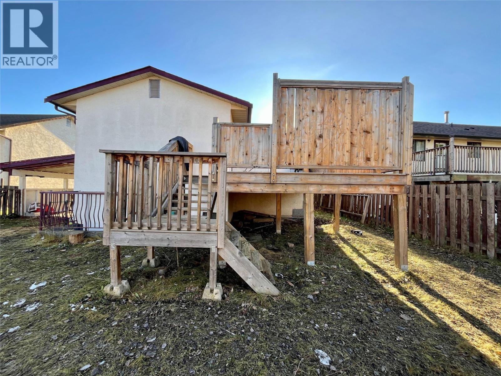 128 Peace River Crescent, Tumbler Ridge, British Columbia  V0C 2W0 - Photo 3 - 10366990