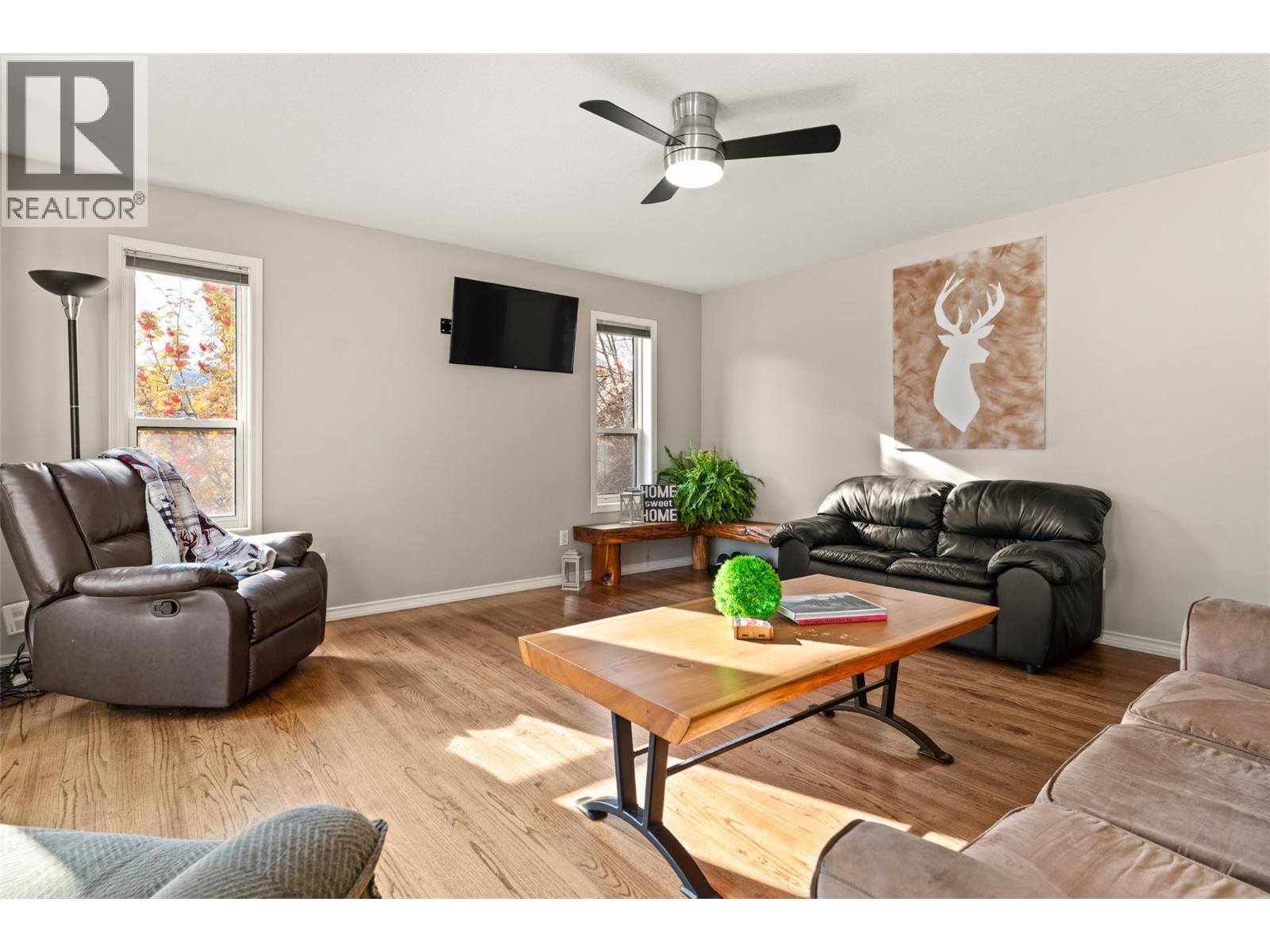 909 Edward Street, Revelstoke, British Columbia  V0E 2S0 - Photo 8 - 10366980