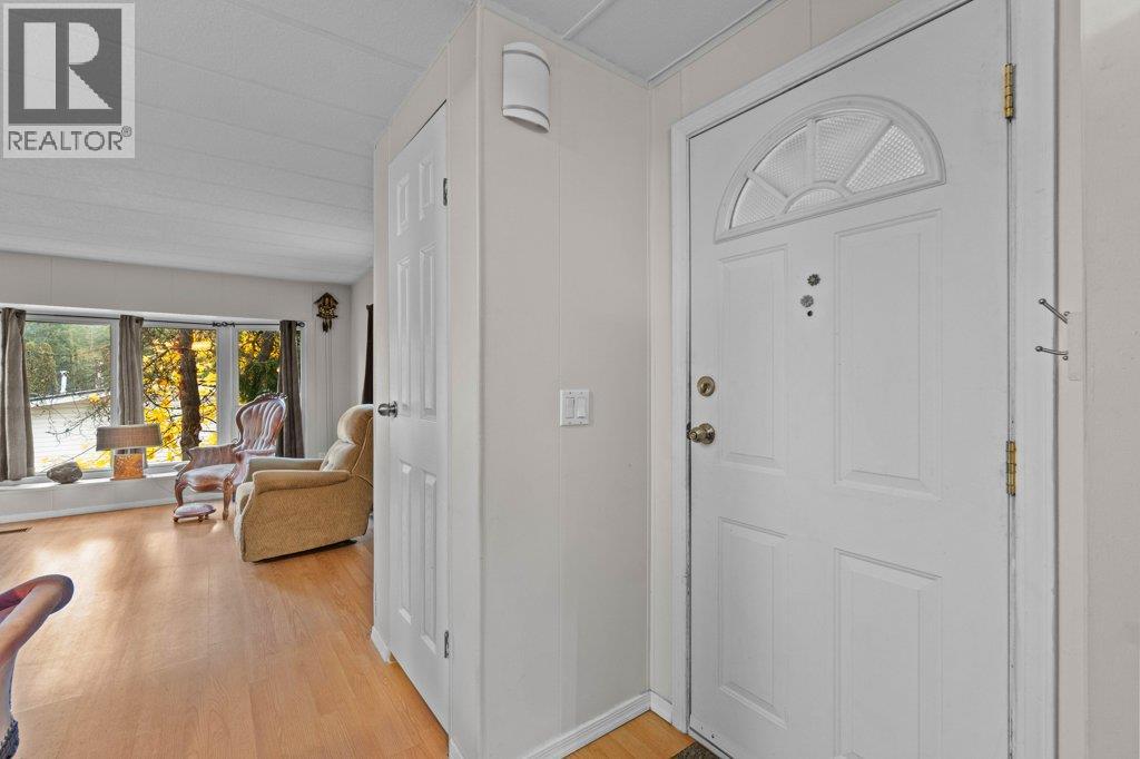 1361 30 Street Se Unit# 43, Salmon Arm, British Columbia  V1E 2N4 - Photo 4 - 10366907