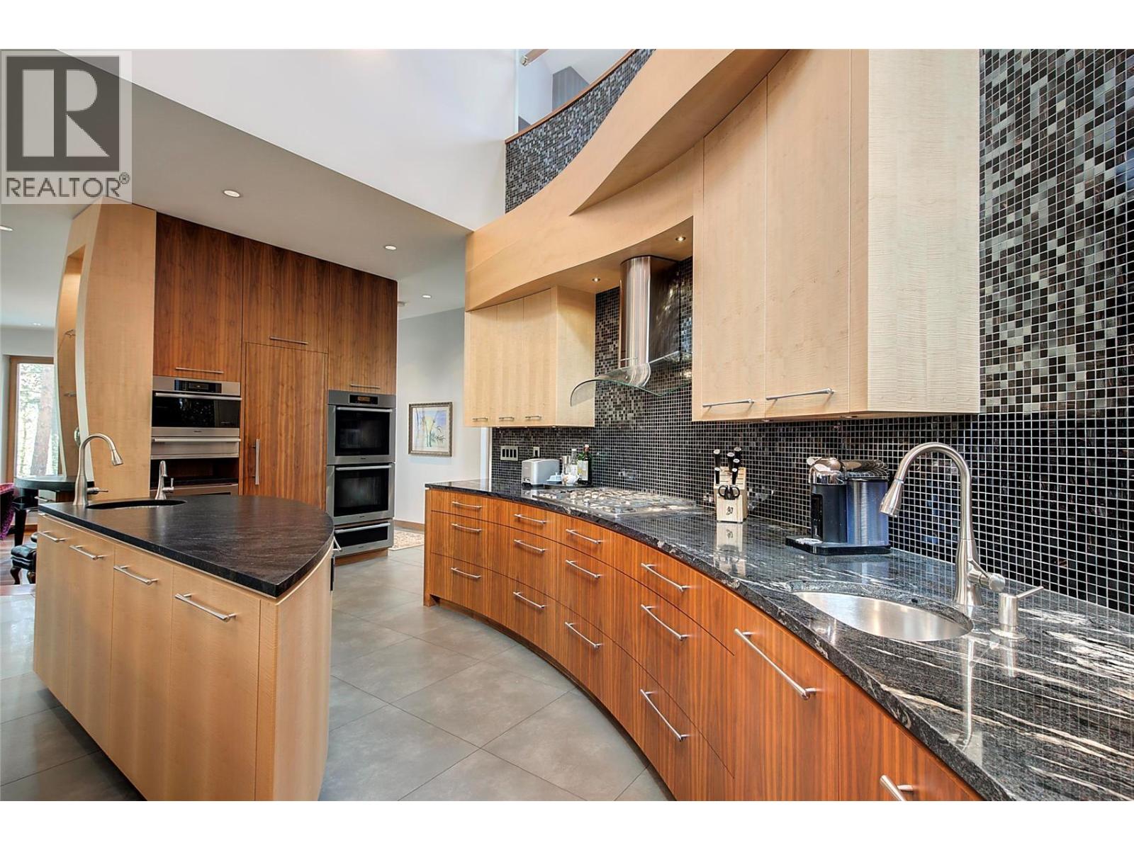 5308 Lakeshore Road, Kelowna, British Columbia  V1W 4J3 - Photo 17 - 10367232