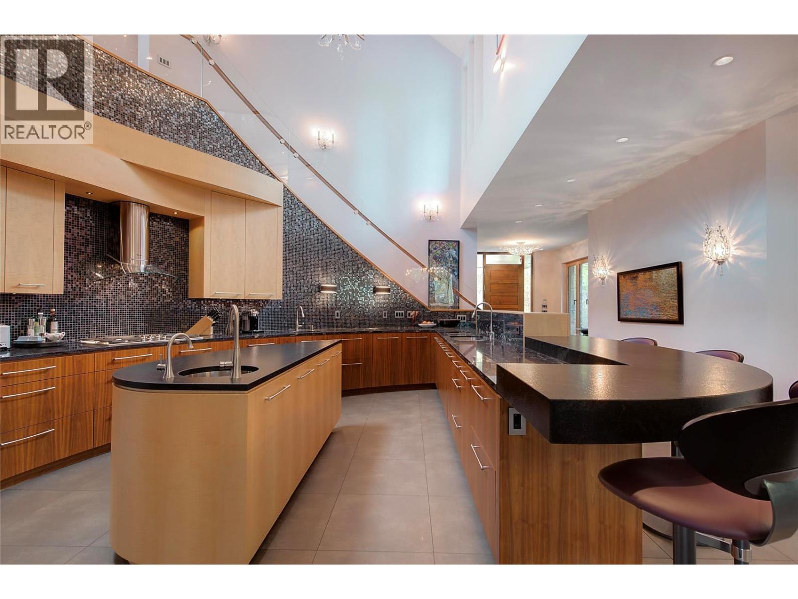 5308 Lakeshore Road, Kelowna, British Columbia  V1W 4J3 - Photo 18 - 10367232