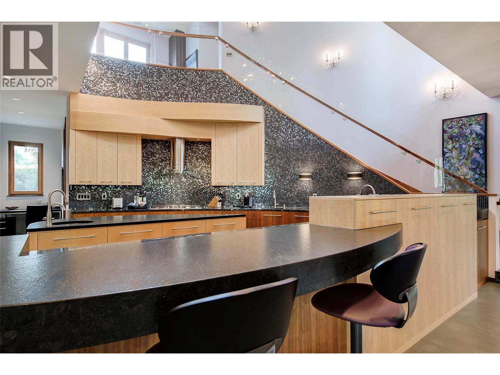 5308 Lakeshore Road, Kelowna, British Columbia  V1W 4J3 - Photo 19 - 10367232