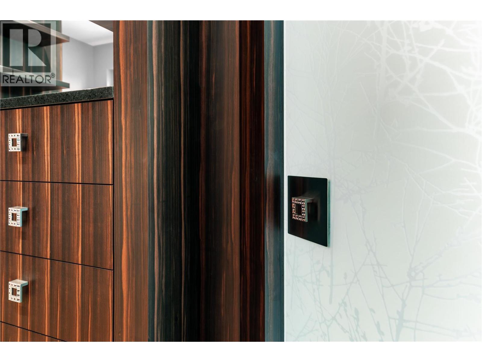 5308 Lakeshore Road, Kelowna, British Columbia  V1W 4J3 - Photo 30 - 10367232