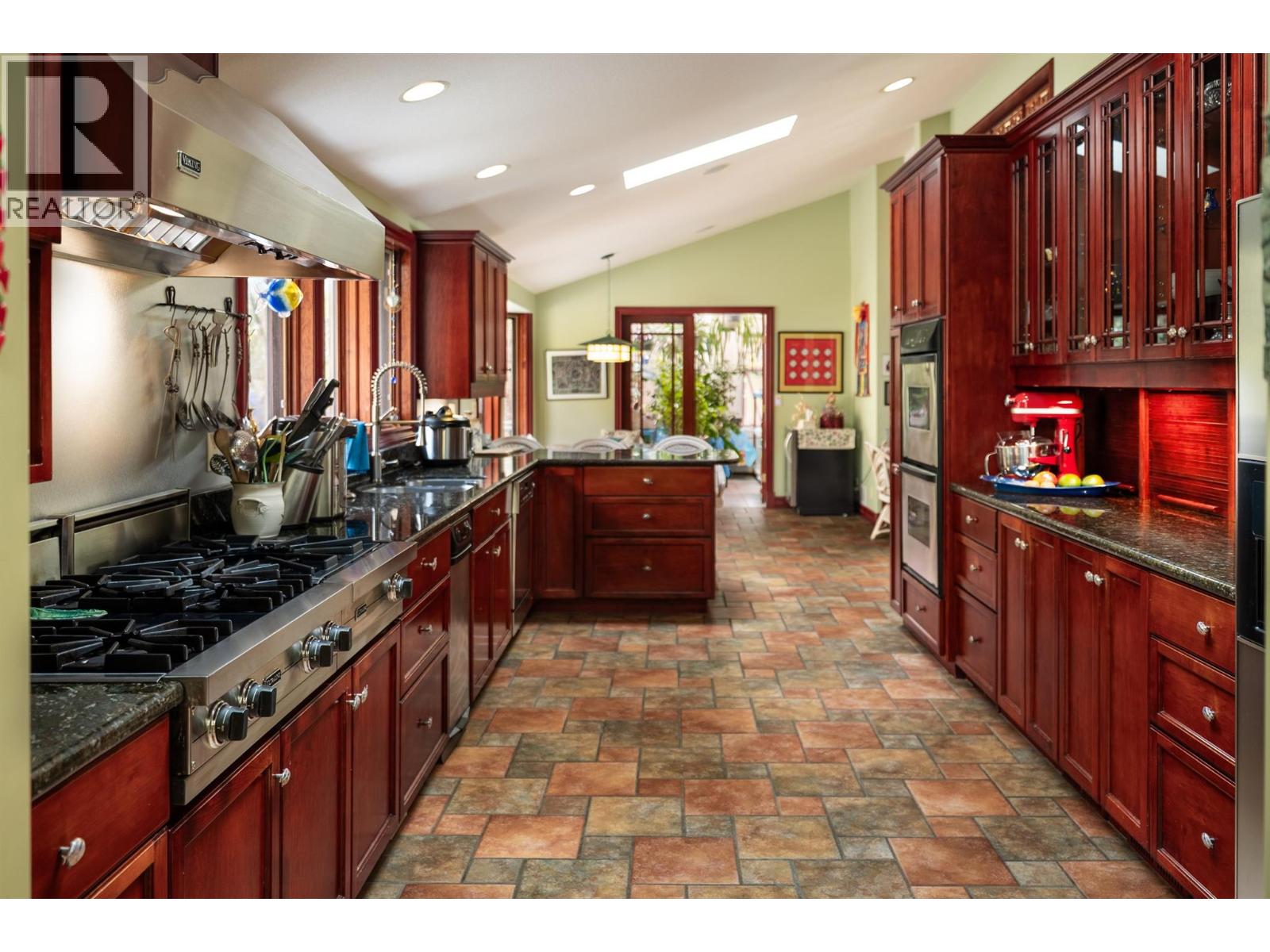 8809 Okanagan Landing Road, Vernon, British Columbia  V1H 1J9 - Photo 28 - 10367231