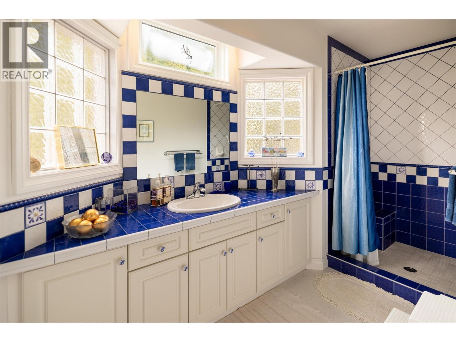 8809 Okanagan Landing Road, Vernon, British Columbia  V1H 1J9 - Photo 39 - 10367231