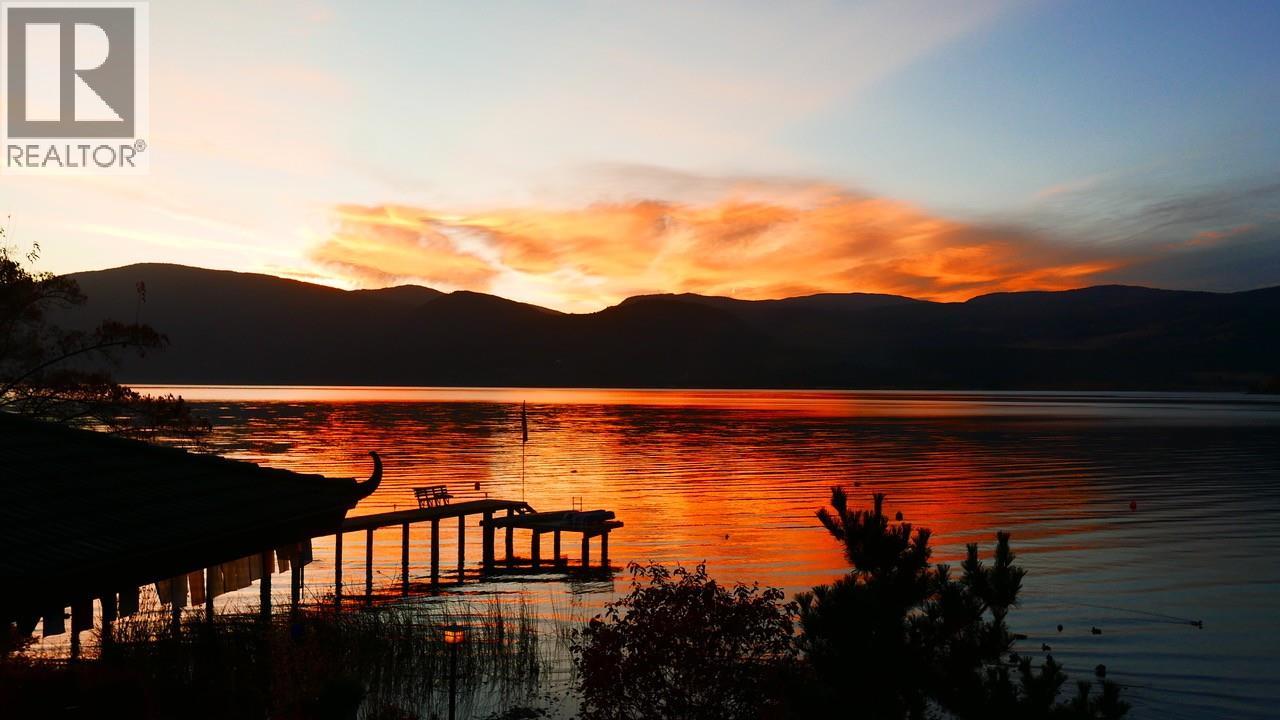 8809 Okanagan Landing Road, Vernon, British Columbia  V1H 1J9 - Photo 6 - 10367231