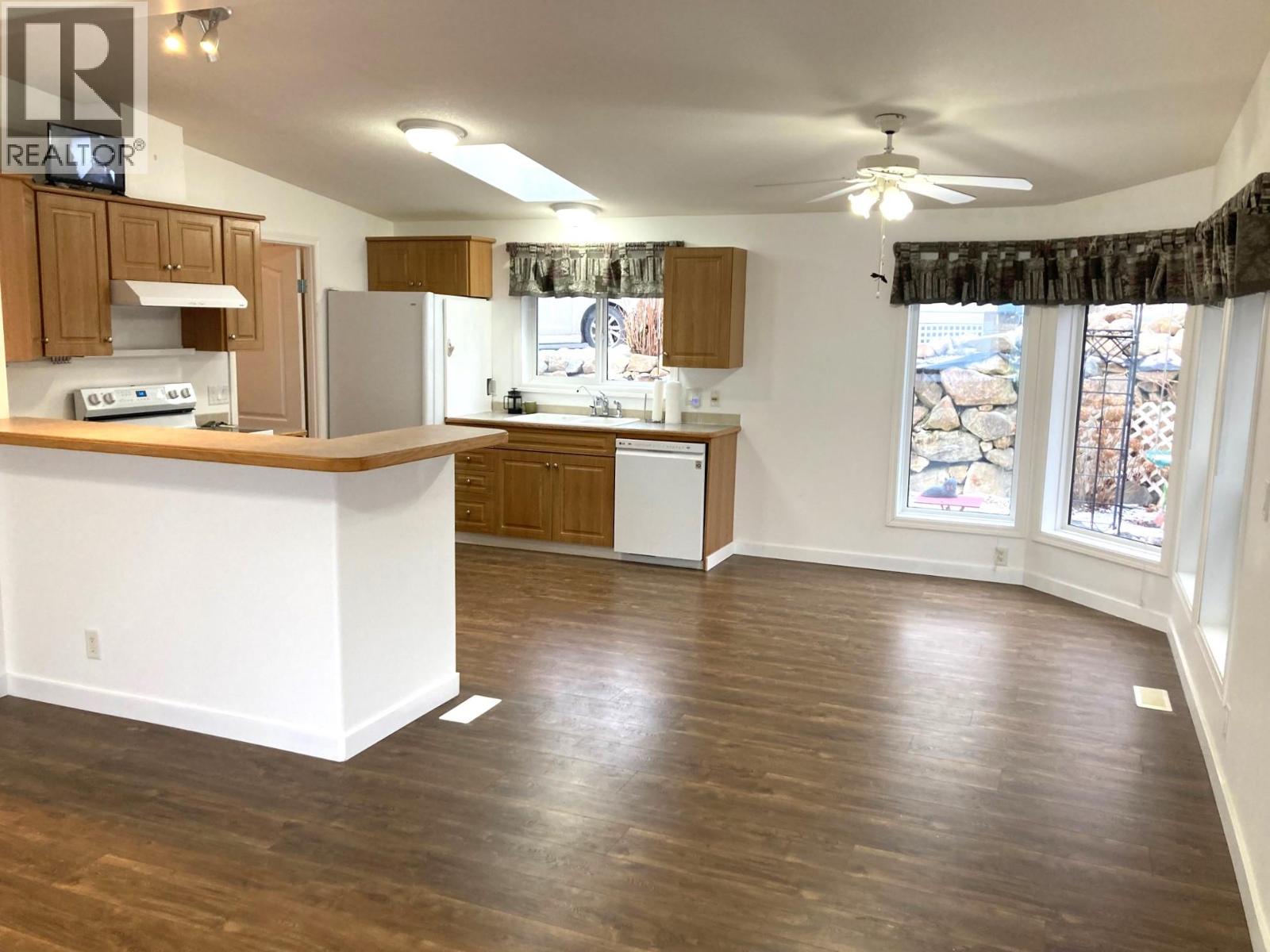 1510 Trans Canada Highway Unit# 63, Sorrento, British Columbia  V0E 2W2 - Photo 11 - 10367234