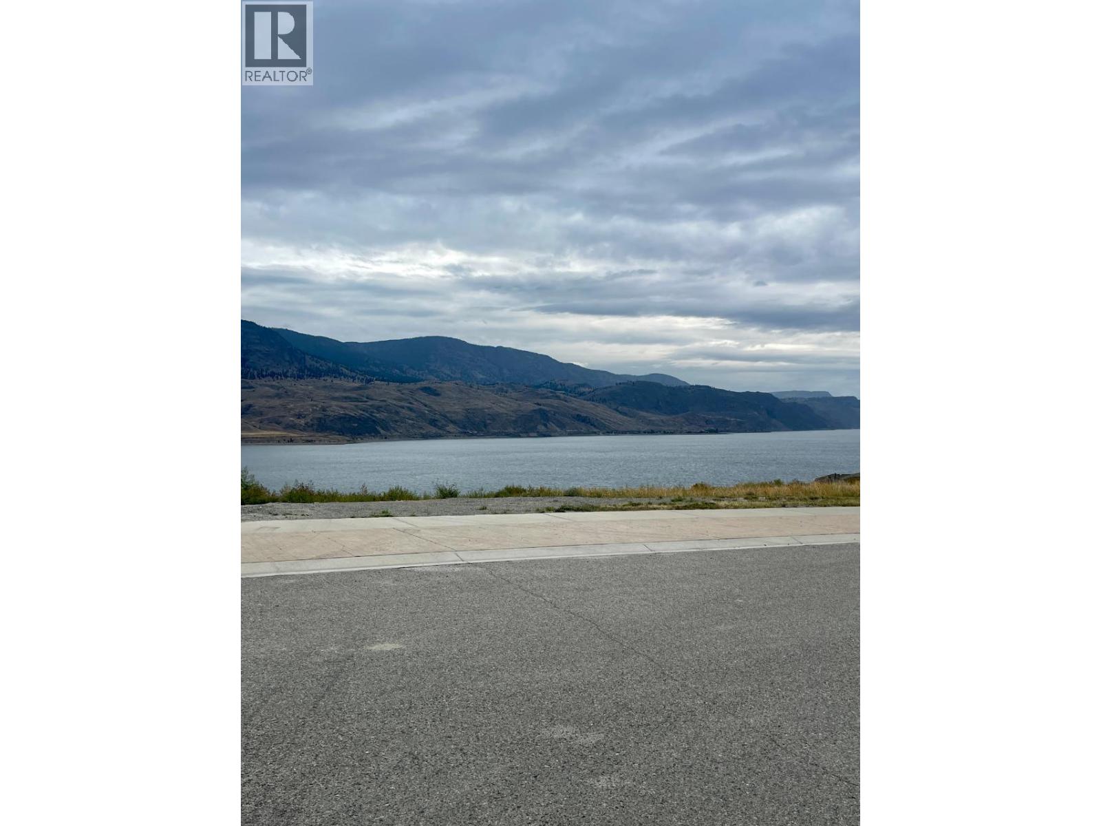 212 Holloway Drive, Kamloops, British Columbia  V1S 0B3 - Photo 4 - 10367078