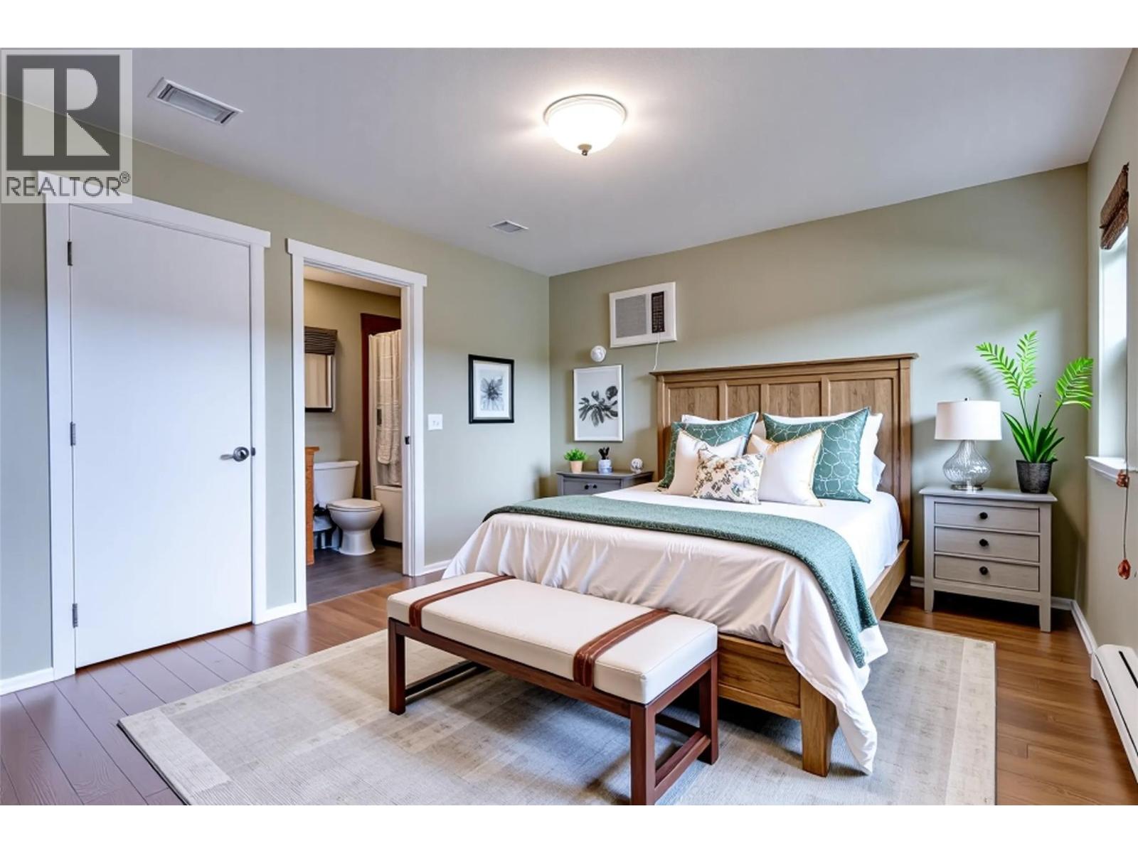 860 Glenwood Avenue, Kelowna, British Columbia  V1Y 5M5 - Photo 2 - 10367267