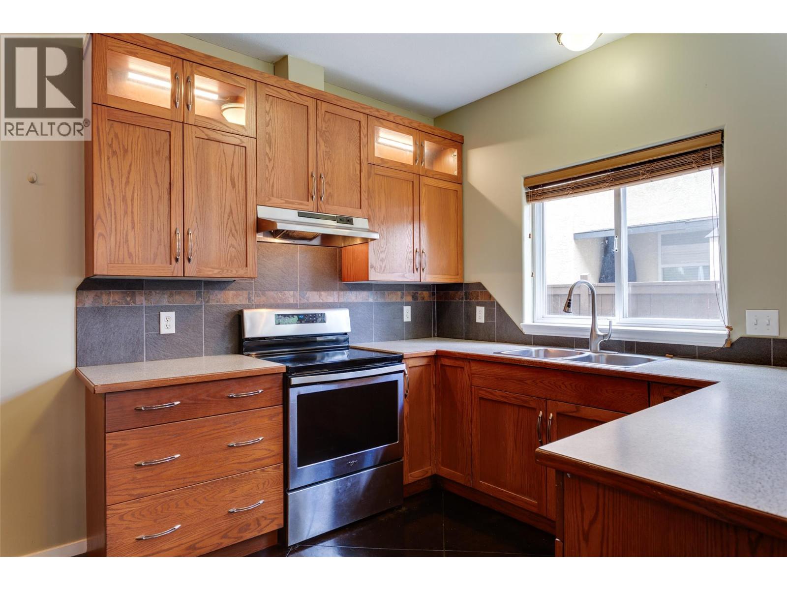 860 Glenwood Avenue, Kelowna, British Columbia  V1Y 5M5 - Photo 43 - 10367267