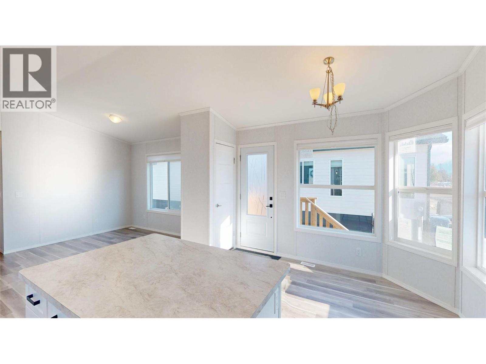 533 Steepleview Avenue Nw, Cranbrook, British Columbia  V1C 5L3 - Photo 14 - 10367230