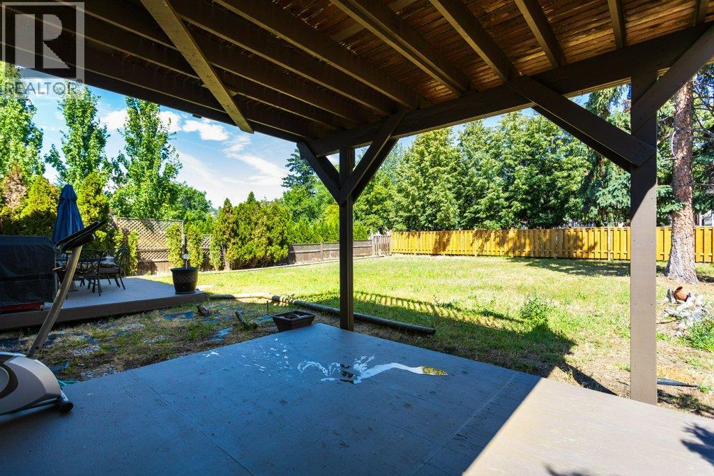 4541 Gordon Drive, Kelowna, British Columbia  V1W 1T3 - Photo 49 - 10367277