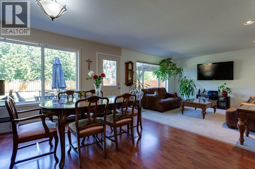 4541 Gordon Drive, Kelowna, British Columbia  V1W 1T3 - Photo 5 - 10367277