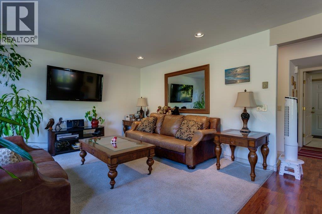 4541 Gordon Drive, Kelowna, British Columbia  V1W 1T3 - Photo 8 - 10367277