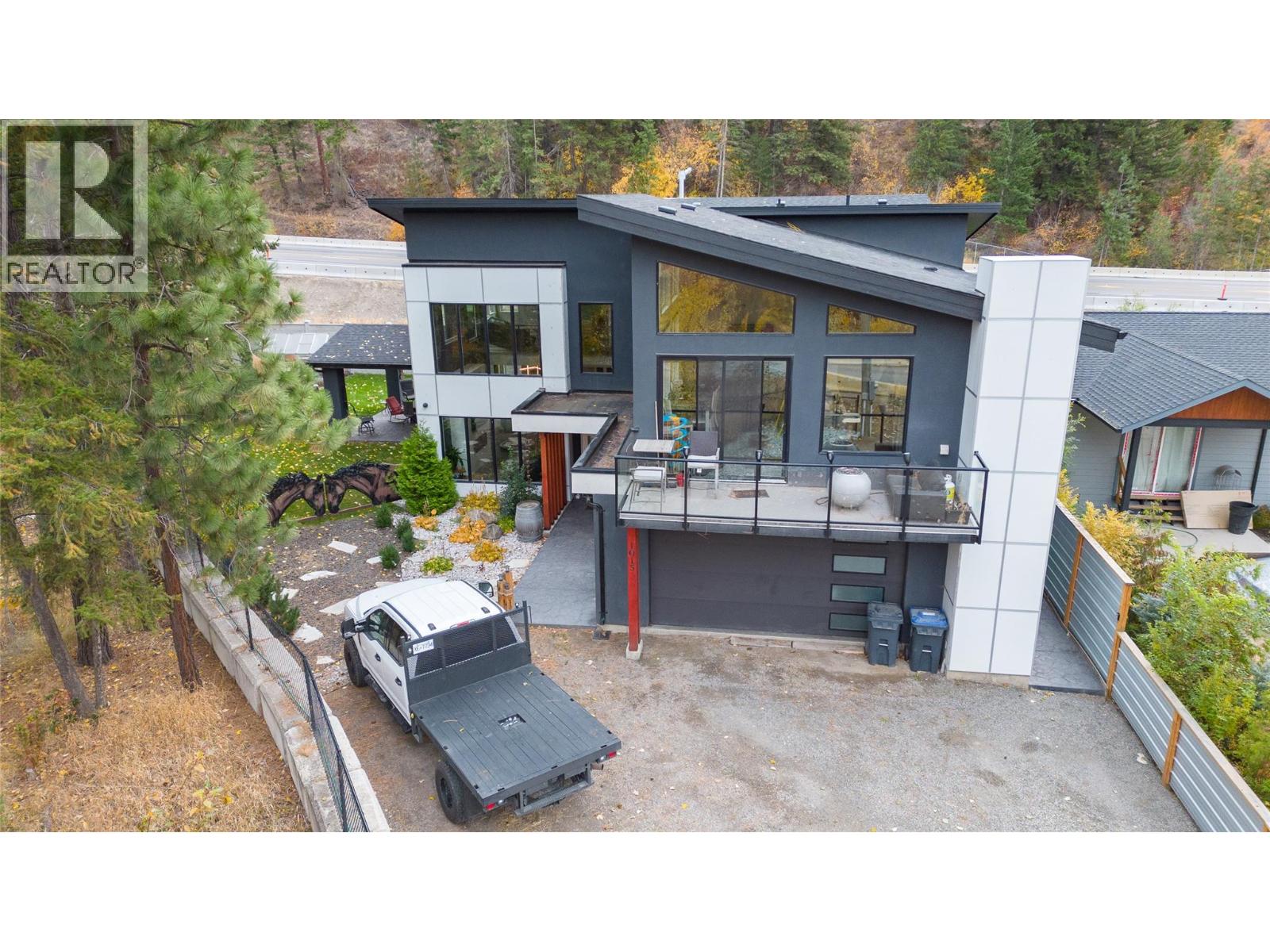 1015 Paquette Road, Chase, British Columbia  V0E 1M1 - Photo 1 - 10367099