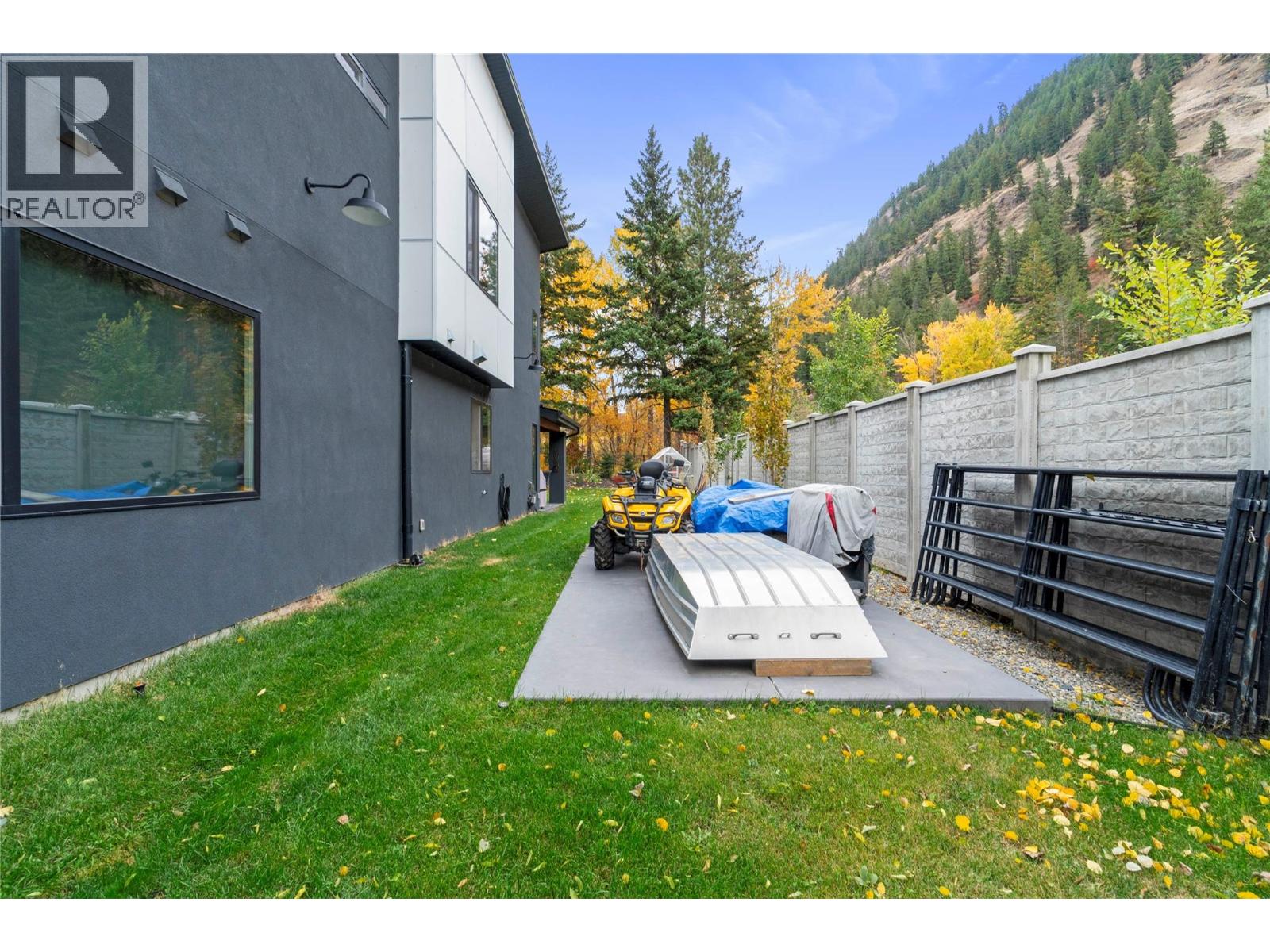 1015 Paquette Road, Chase, British Columbia  V0E 1M1 - Photo 75 - 10367099