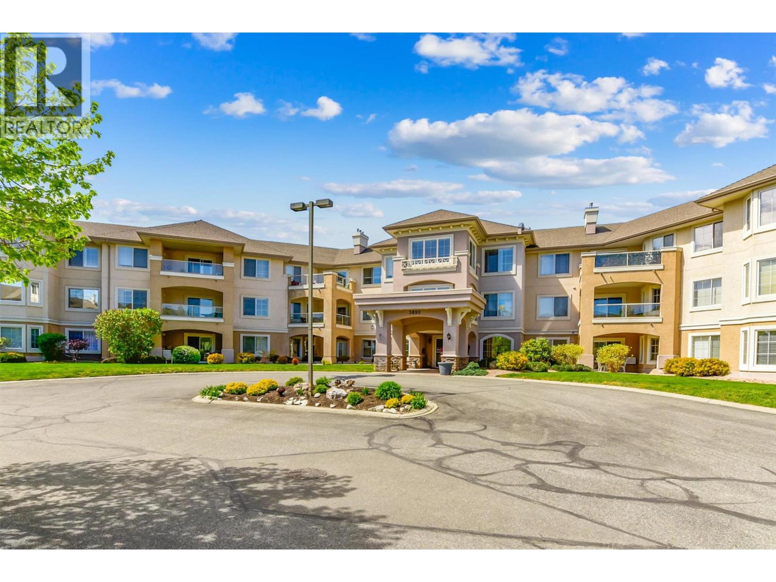 3890 Brown Road Unit# 102, West Kelowna, British Columbia  V4T 2J5 - Photo 2 - 10367061