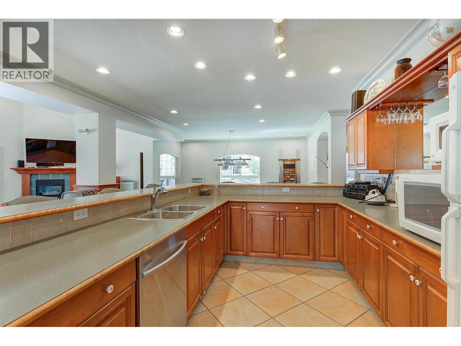 3890 Brown Road Unit# 102, West Kelowna, British Columbia  V4T 2J5 - Photo 30 - 10367061