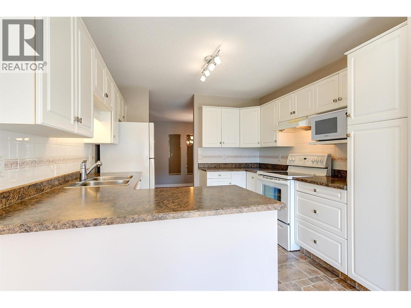 3890 Brown Road Unit# 102, West Kelowna, British Columbia  V4T 2J5 - Photo 8 - 10367061